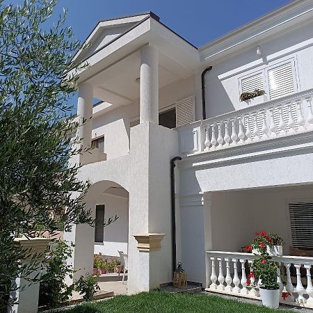 Villa Kurti Драч Екстериор снимка