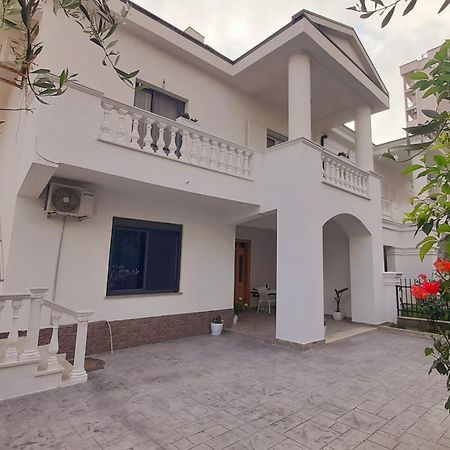 Villa Kurti Драч Екстериор снимка