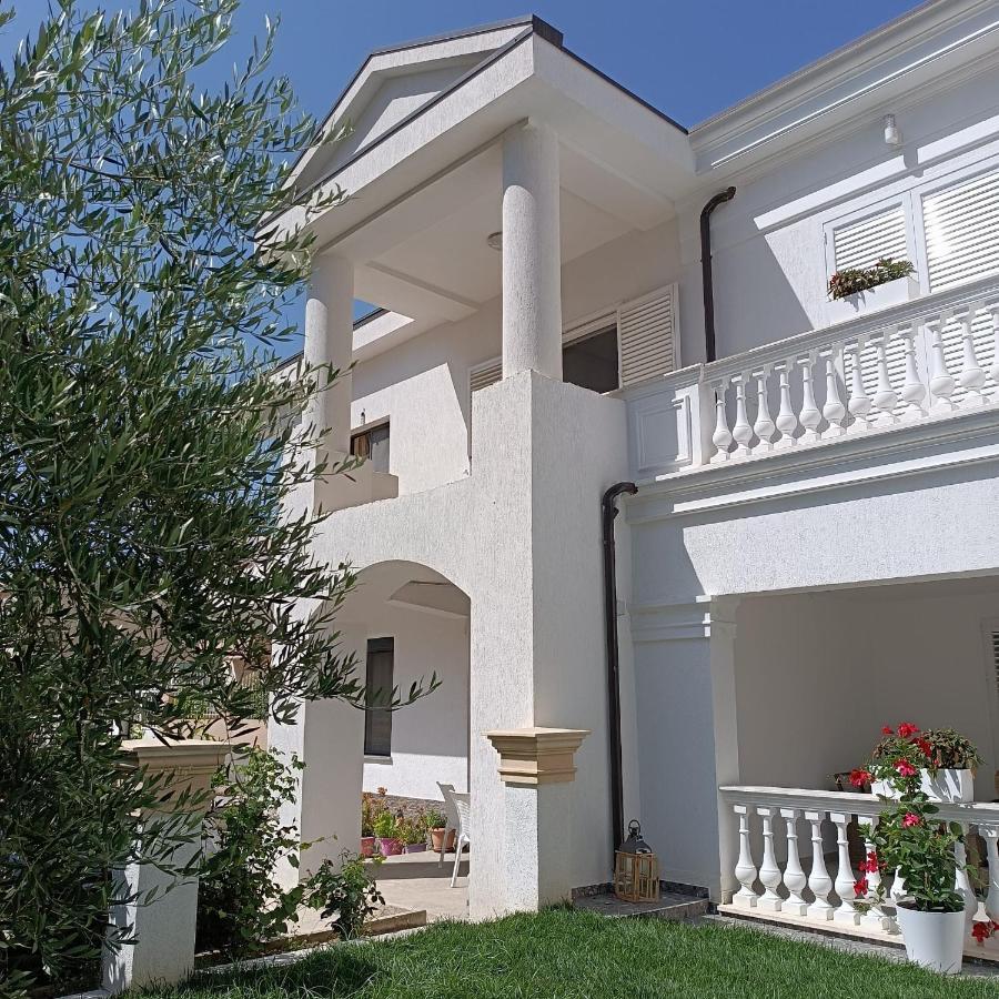 Villa Kurti Драч Екстериор снимка