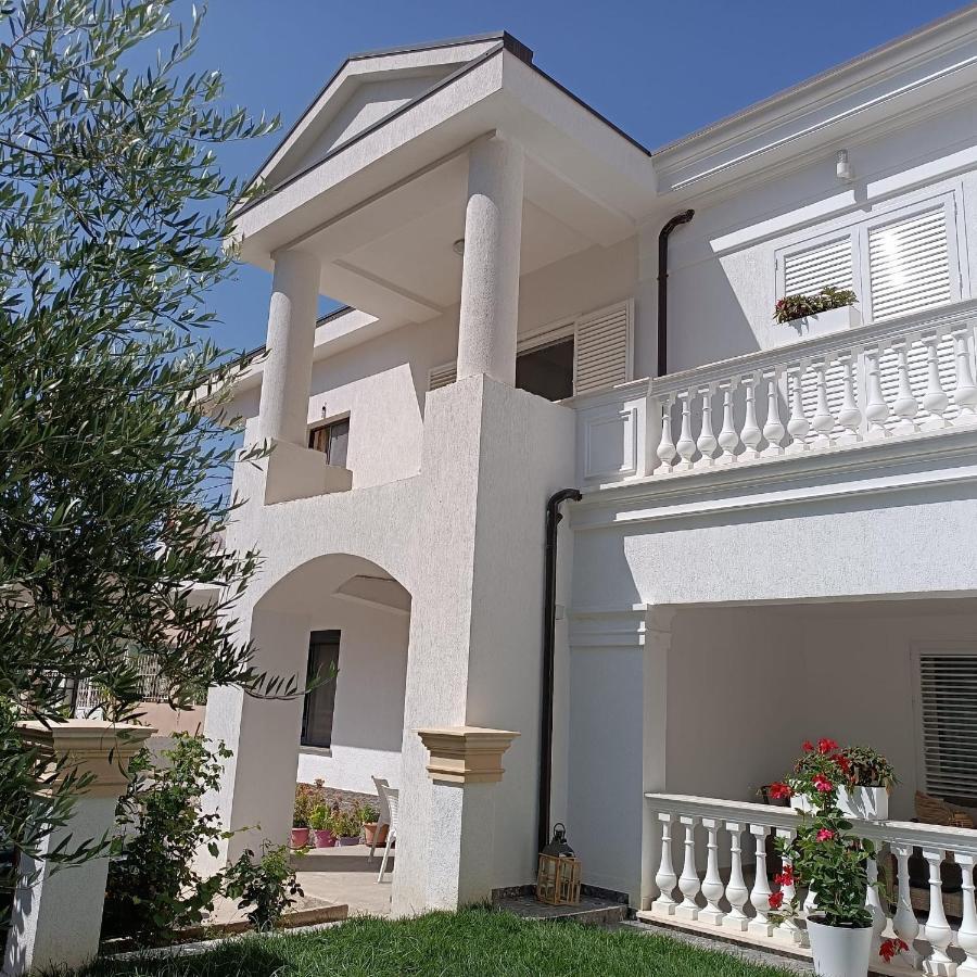 Villa Kurti Драч Екстериор снимка