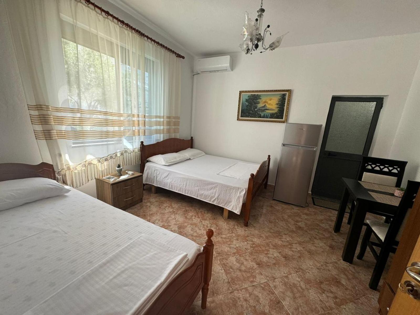 Villa Kurti Драч Екстериор снимка